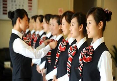 一線(xiàn)柜員服務(wù)禮儀與攝影服務(wù) 提升客戶(hù)體驗(yàn)的雙重保障